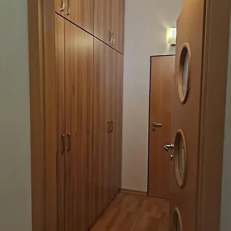 U Centra Lägenhet *