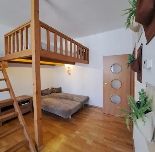 アパート U Centra *